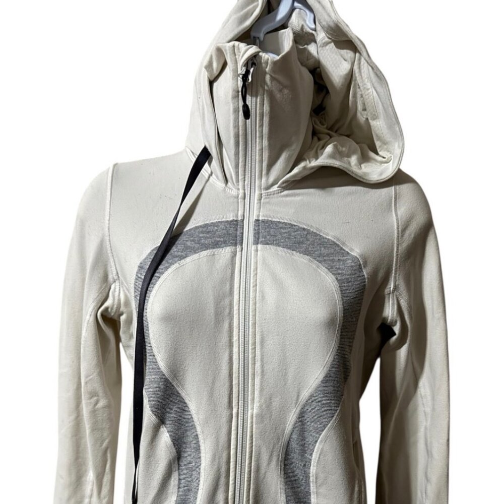 Lululemon Athletica Scuba Woman Hoodie Full Zip Jacket Thumbholes Size 6